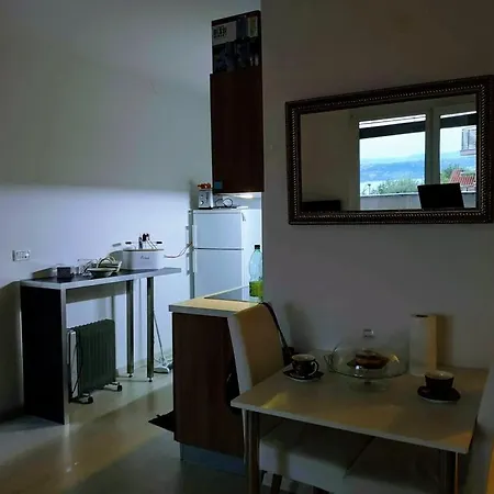 Apartmaji - Oaza S Pogledom Na Morje 科佩尔