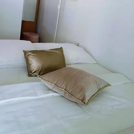 Apartmaji - Oaza S Pogledom Na Morje * 科佩尔