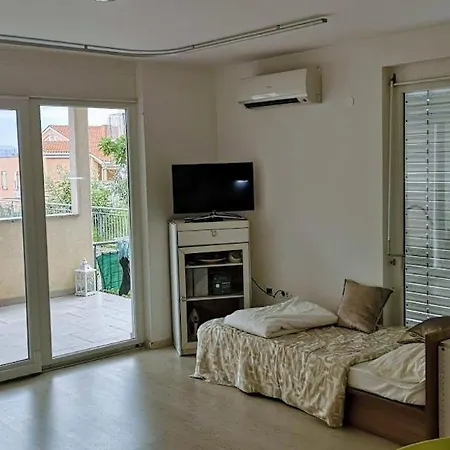 公寓 Apartmaji - Oaza S Pogledom Na Morje *